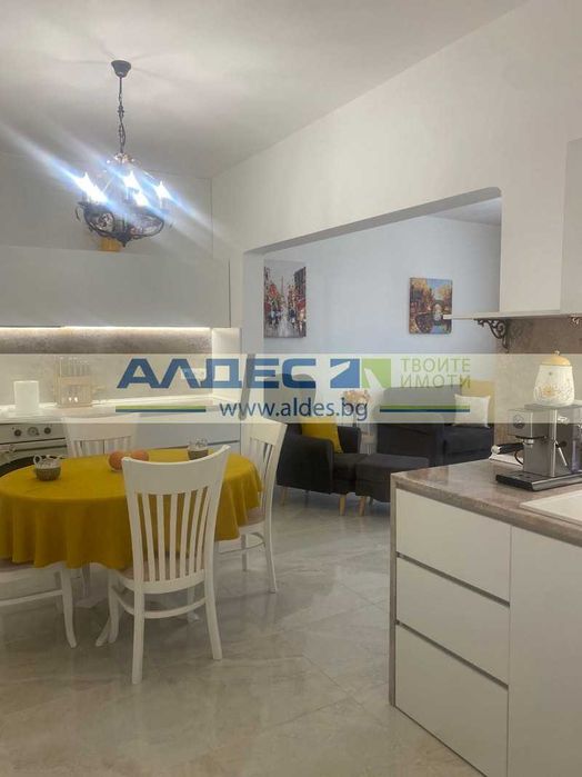 Продава се Двустаен апартамент в София, Докторски паметник - 58 кв.м за 5604 €/кв.м - Снимка #2