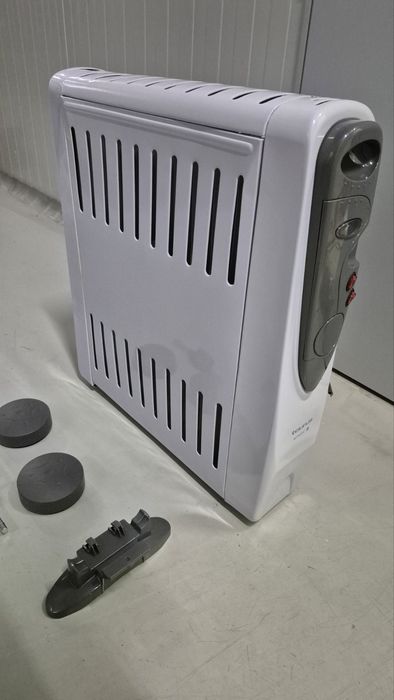 Маслен радиатор Taurus Tuareg 2500. 
Мощност: 2500W
Двоен ефект