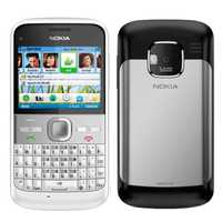 Nokia E5-00 — смартфон с qwerty-клавиатурой