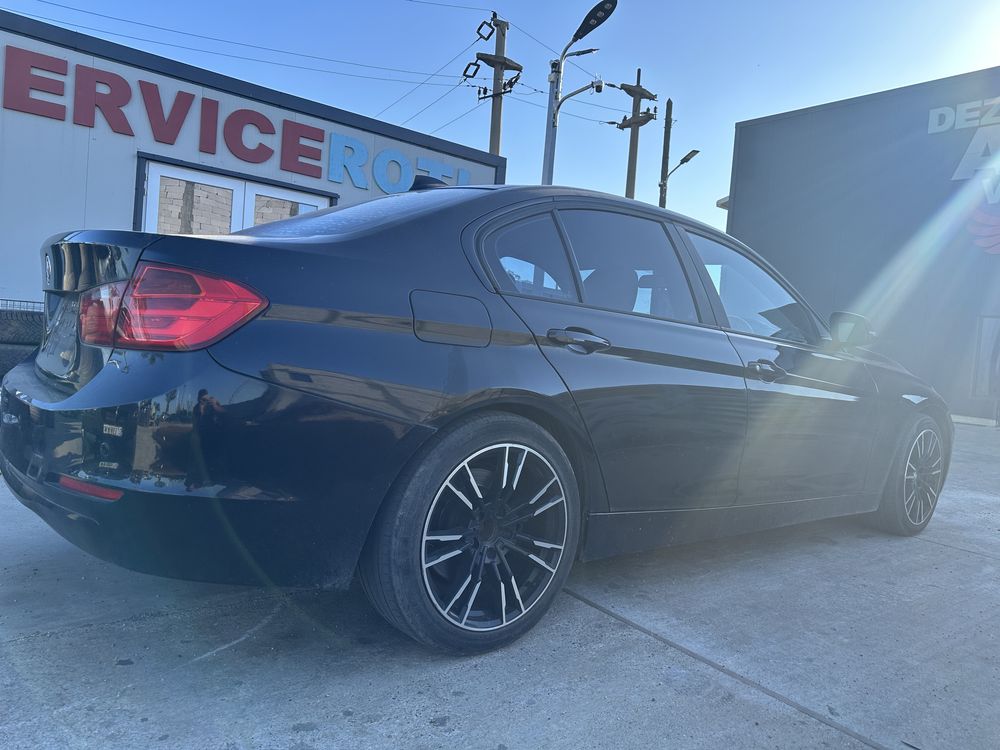 Dezmembram bmw seria 3 f30 330d 258cp