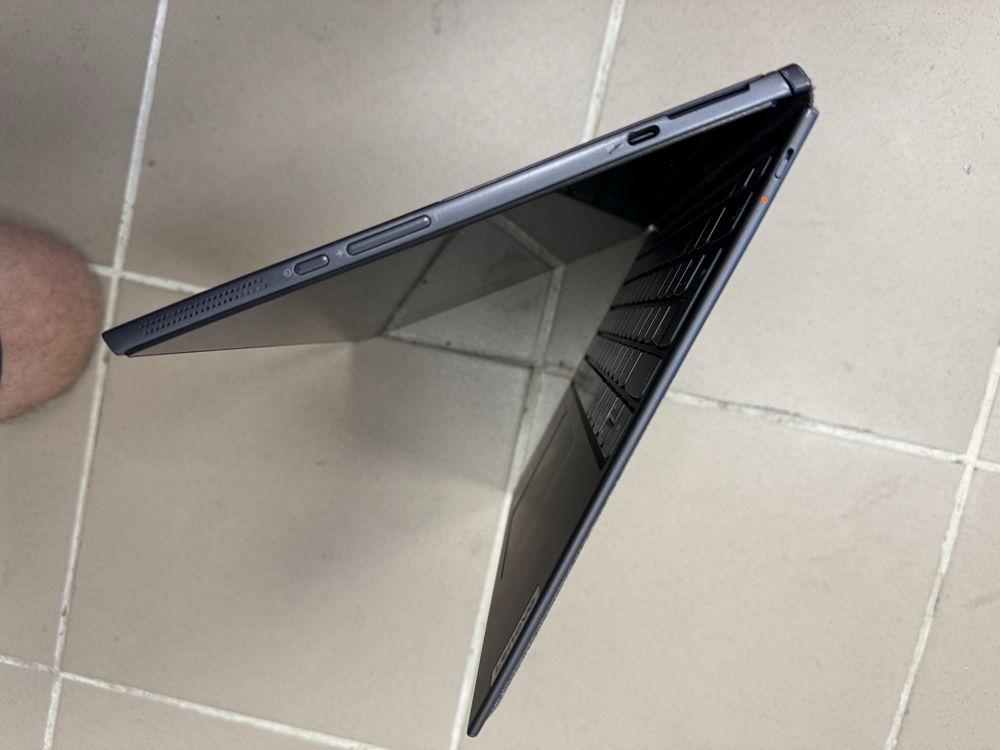 Лаптоп Lenovo Yoga Duet 7 - 2 в 1, отличен