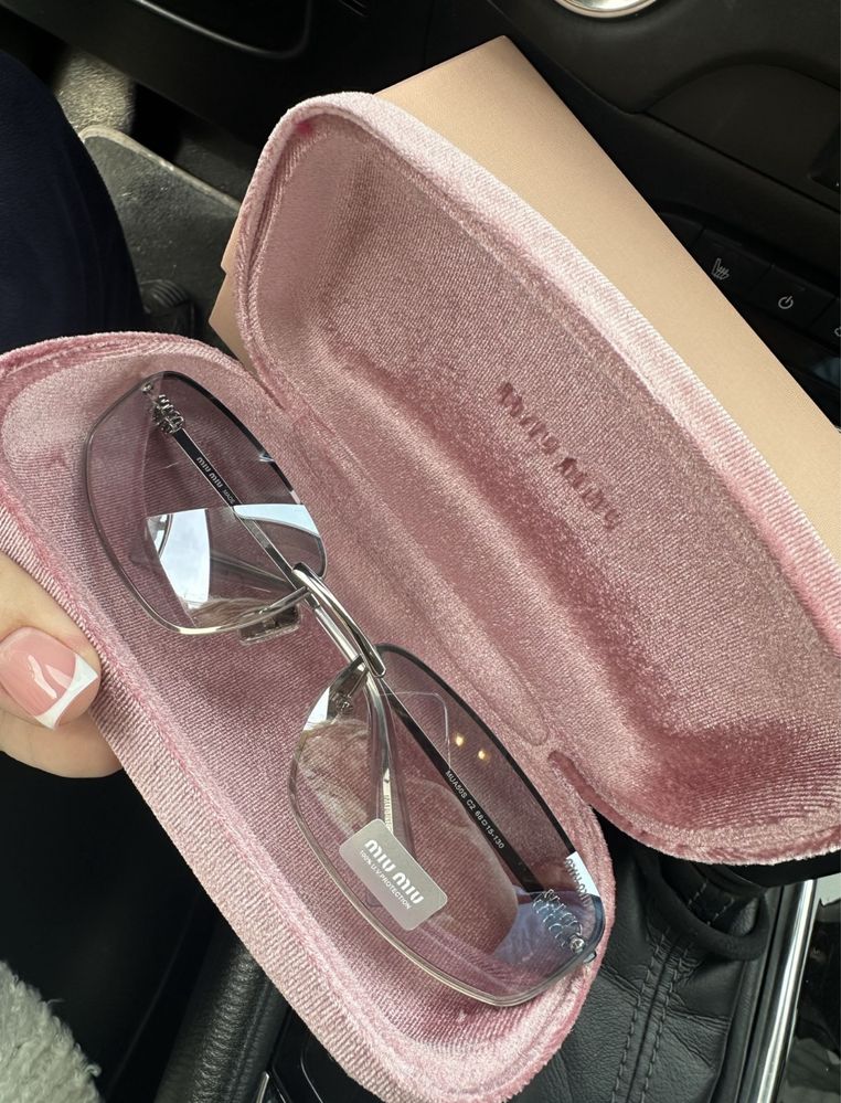 Слънчеви очила Miu Miu