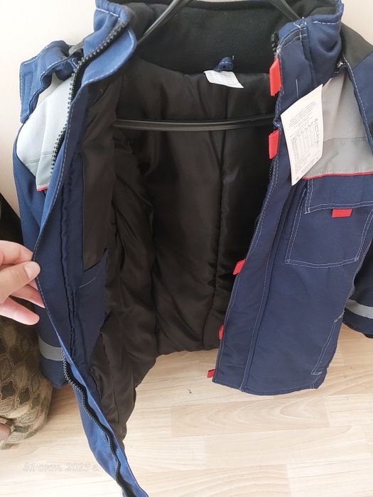 Продам зимнюю комбинезон, спецодежда