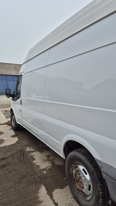 Vând Ford Transit
