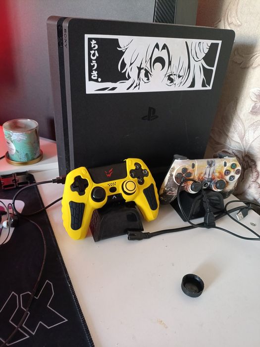 Продам ps 4 slim 1tb