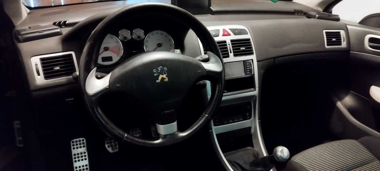 Продавам Peugeot 307cc газ/бензин с проблем в охладителната система