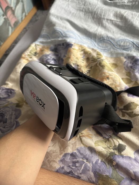 Ochelari vr aproape noi