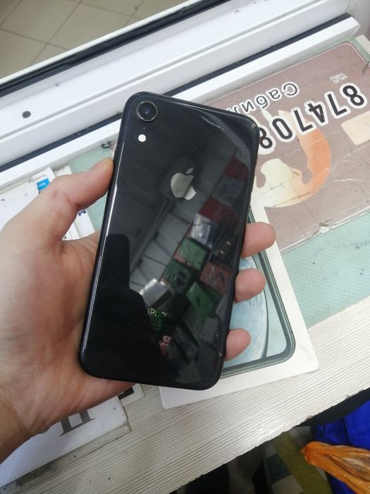 Продам IPhone xr