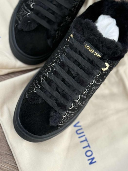 Обувки Louis Vuitton