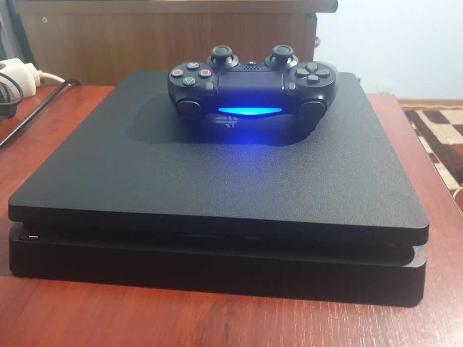 Ps 4 slim 500 gb + 6 jocuri