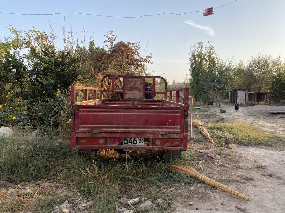 Qizil yuk tashuvchi motokultivator, holati alo