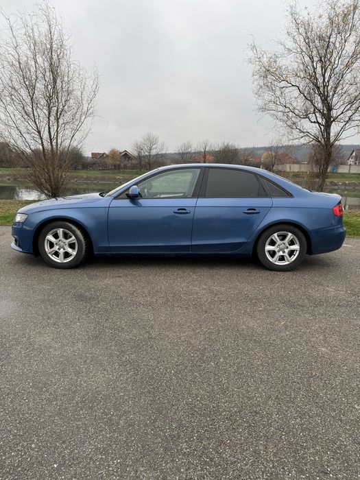 Vând audi a4 b8