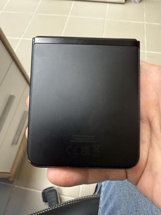 Samsung Galaxy Z Flip 3 5G 8/256gb