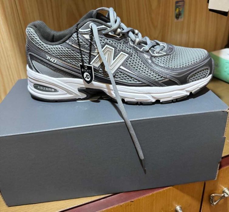 Обувки New Balance