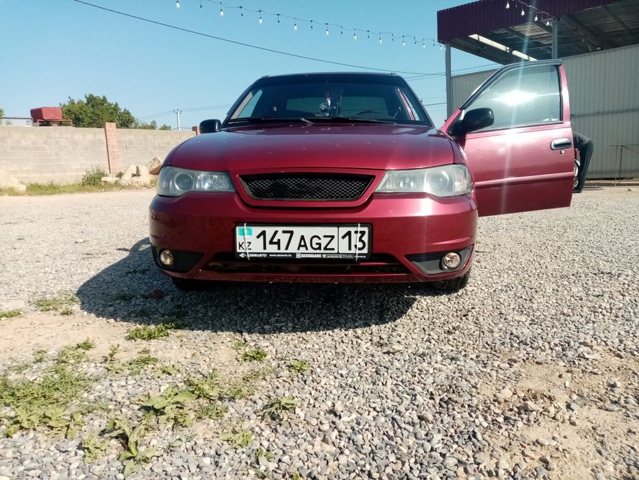 Авто мобиль нексия