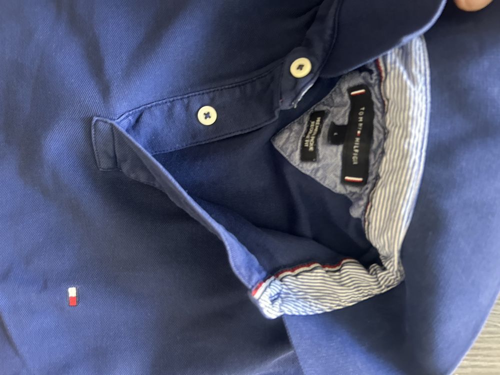 Две тениски на Tommy Hilfiger