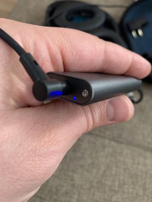 BOSE QC 25 заглушаващи слушалки + амплифайър