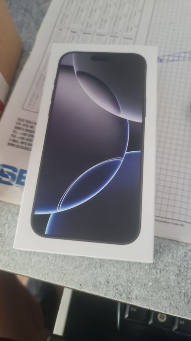 vand iphone 16 pro max 256gb