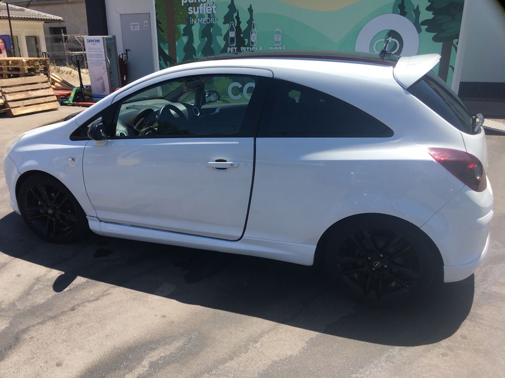 Opel Corsa D 1.4 Editie Limitata
