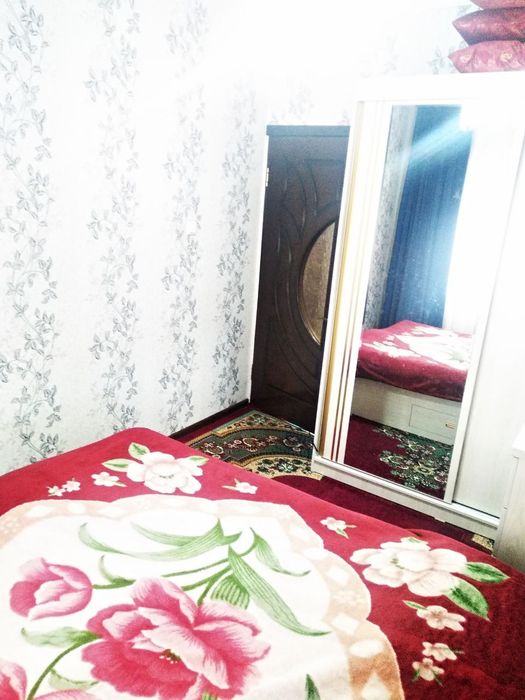 Shayhontoxur tumani Ibn Sino2 da 3 xonali kvartira Sotiladi 3/4/5