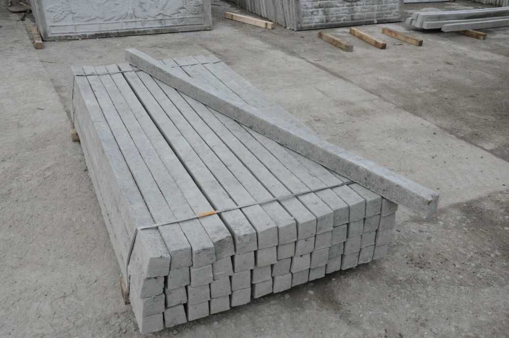 Stalpi de beton pentru gard - producator