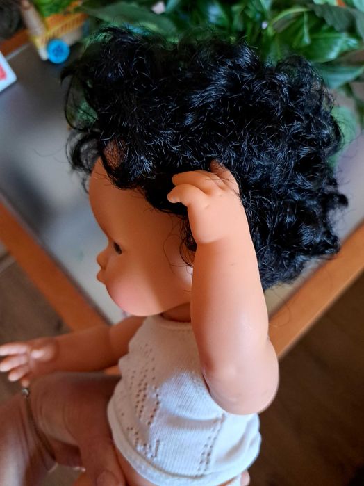 Реалистична кукла Miniland бебе момче с очила