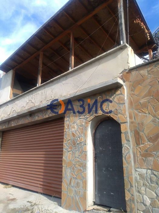 4-етажна къща с басейн в Чолакова Чешма, Кошарица, България, 936 кв м,