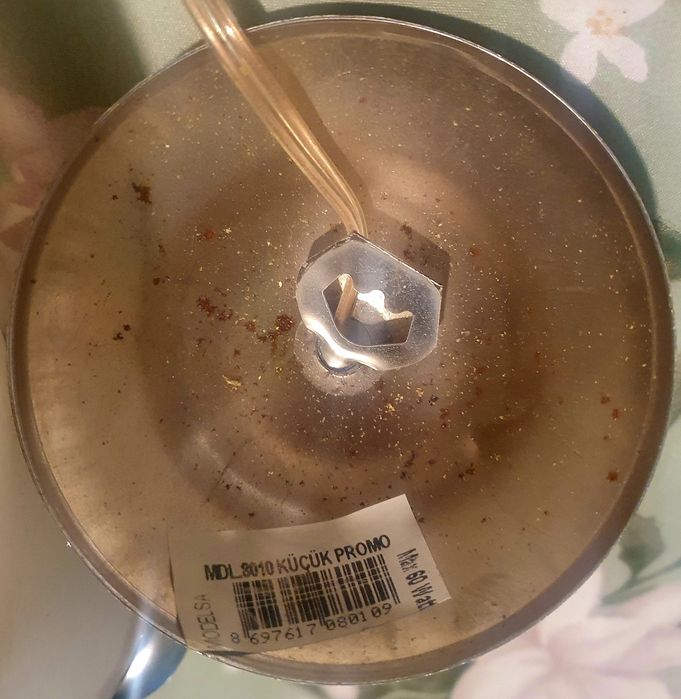 Lustra cu un brat/Noua