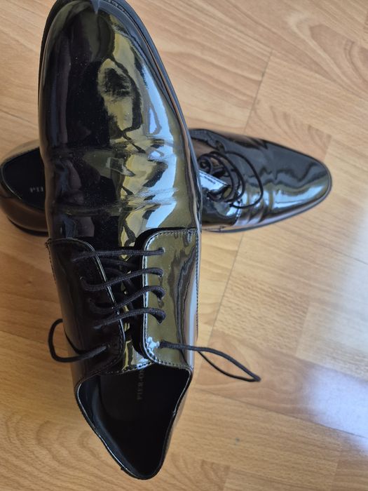 Pantofi Lacuiti de Gala Nr 46.