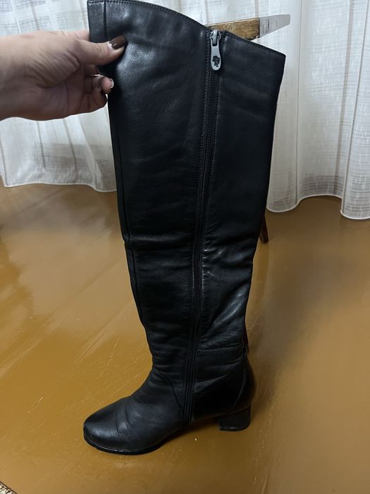 Зимние сапоги женские с каблуком