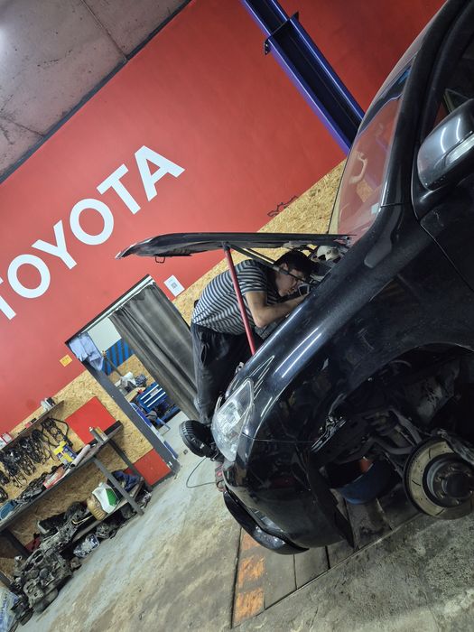 Контрактный привозной двигатель на Камри 2.5 и 2.4