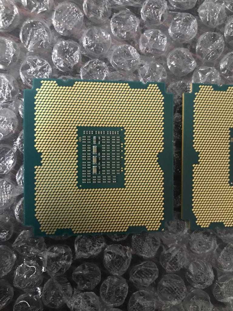 Procesoare Xeon E5 2670 si 2690