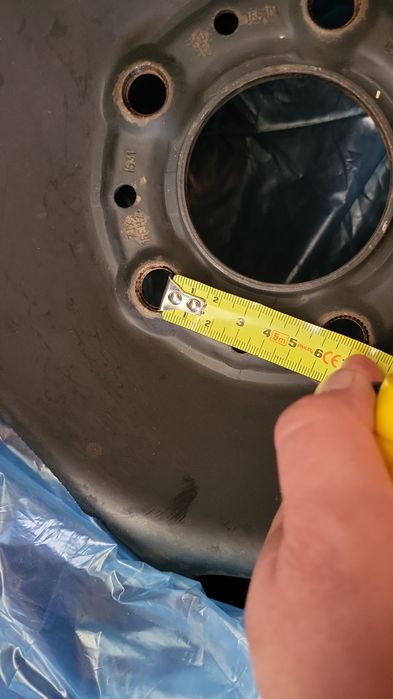 Vand set  Jenti cu cauciucuri de iarna