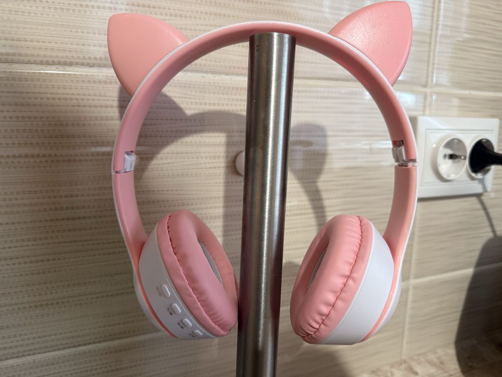 Bluetooth безжични слушалки с ушички
