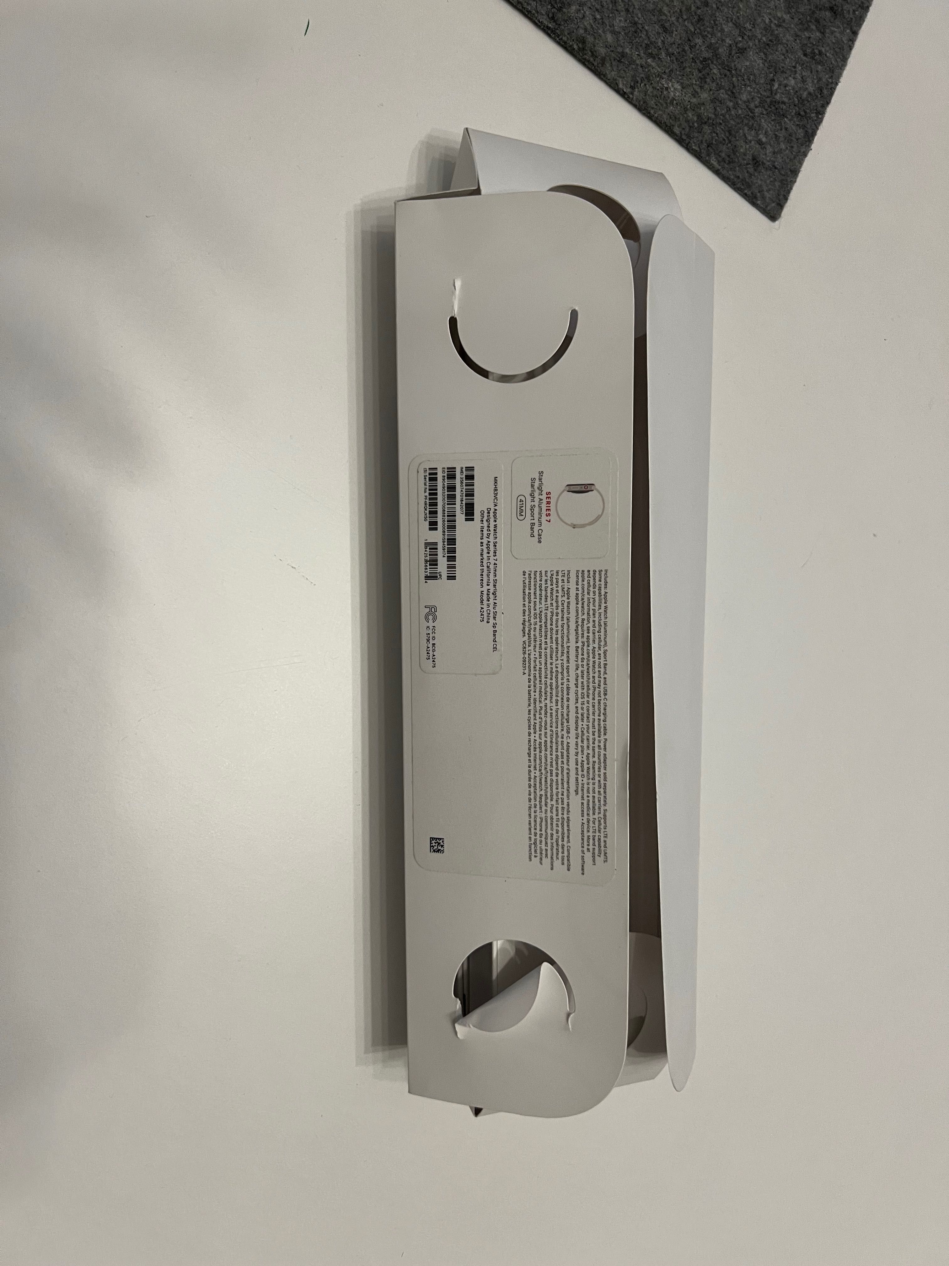 Часовник Apple Watch Series 7 (GPS + Cellular).