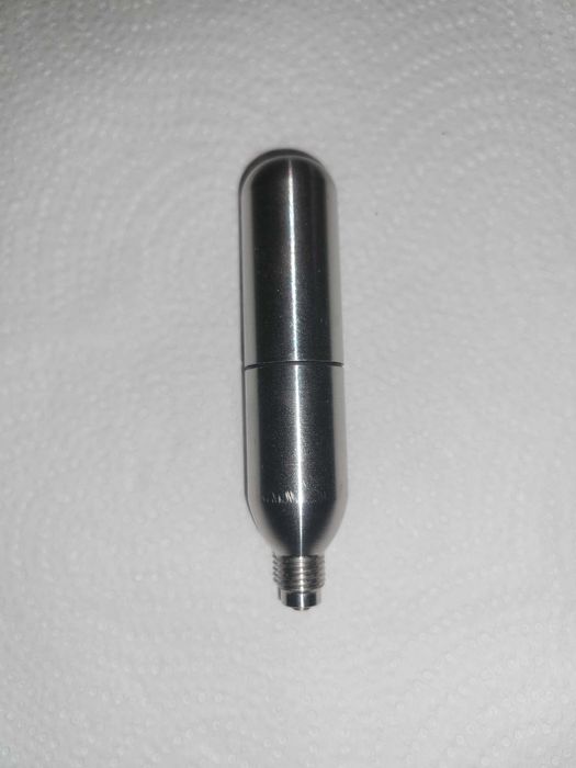 adaptor capsule co2 12gr si capsula co2 reincarcabila
