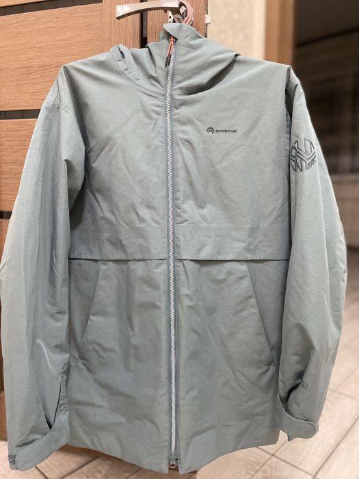 Куртка новая (водоотталкивающая, осень/весна)