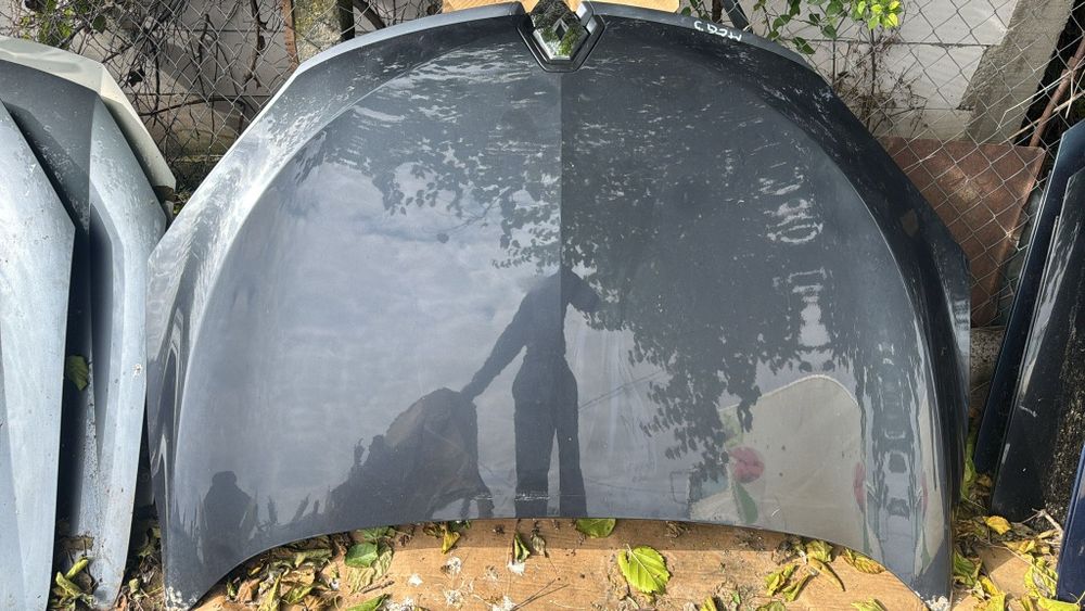 Capota tragar bara fata faruri triple  aripi renault megane 3