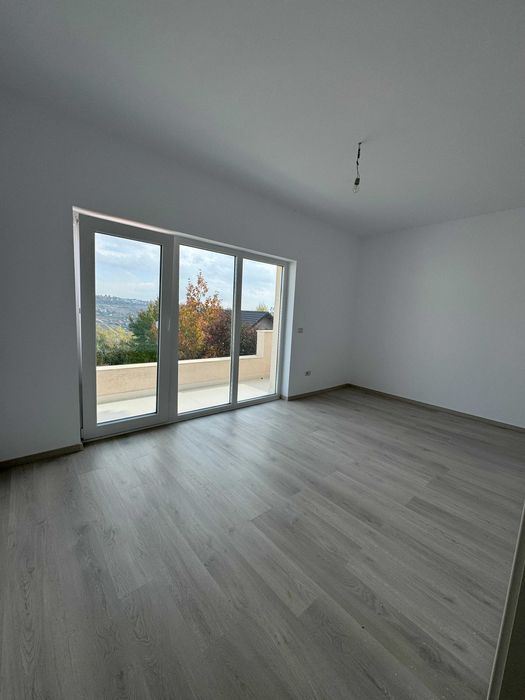 Casa individuala 700mp teren