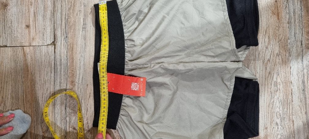 Къси панталони дамски Nike размер XL