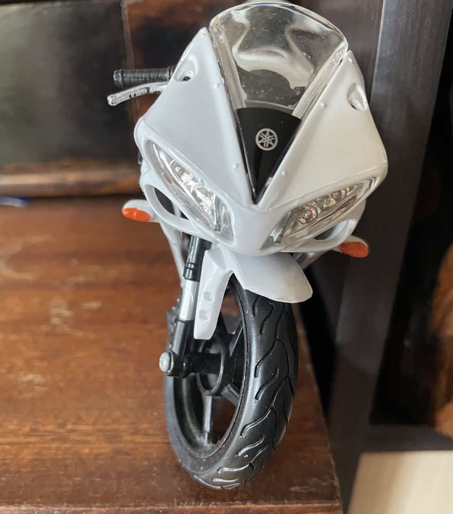 Колекция Мотори Ducati  shell