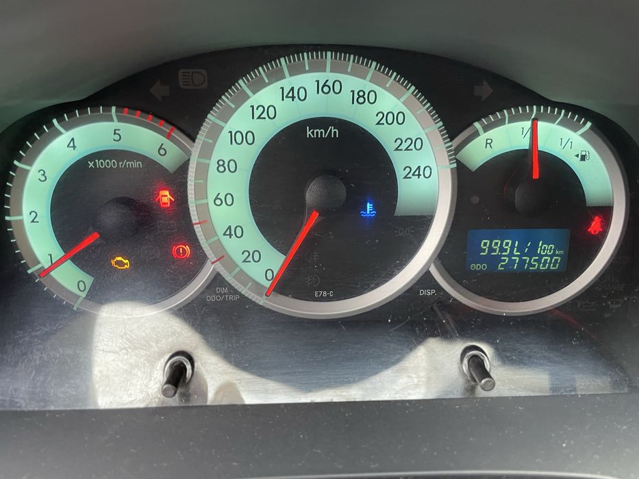 Toyota Corolla Verso 2.2d4d 136k.с.