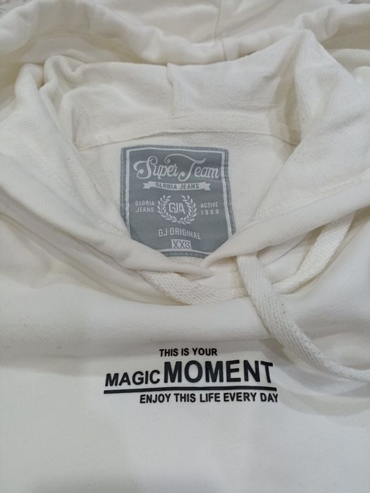 Толстовка за 2 000 тг