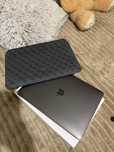 Лаптоп macbookair 13 inch