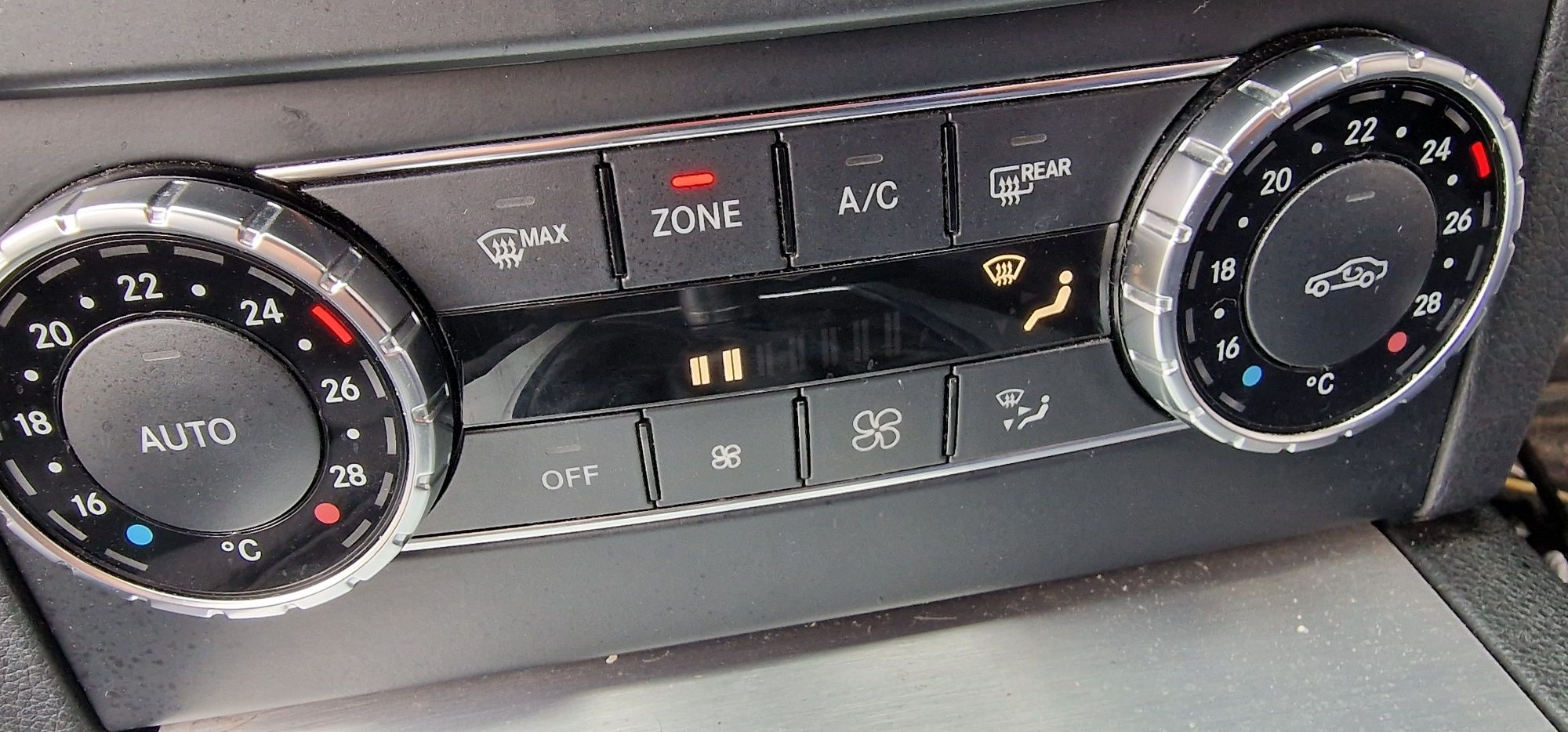 Panou clima mercedes w204 facelift