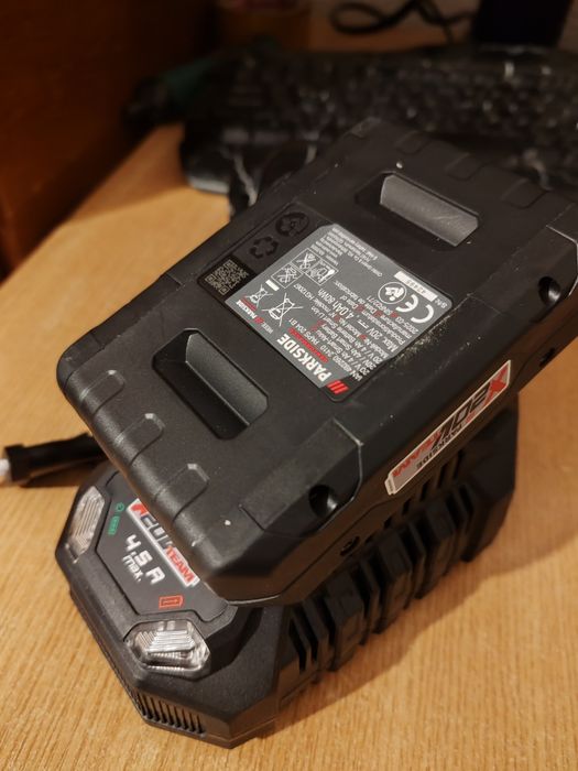 Acumulator Parkside 4Ah Smart 20v Performance baterie + incarcator 4.5