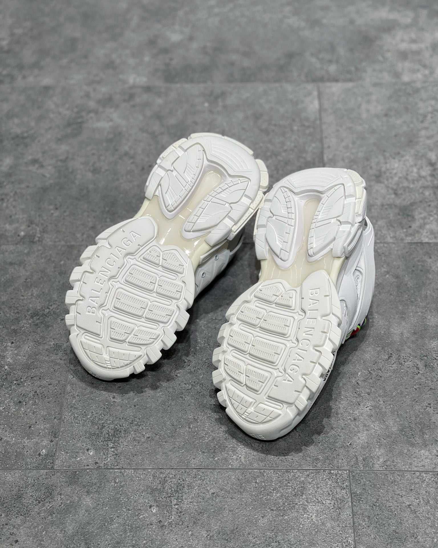 Adidasi Balenciaga Track