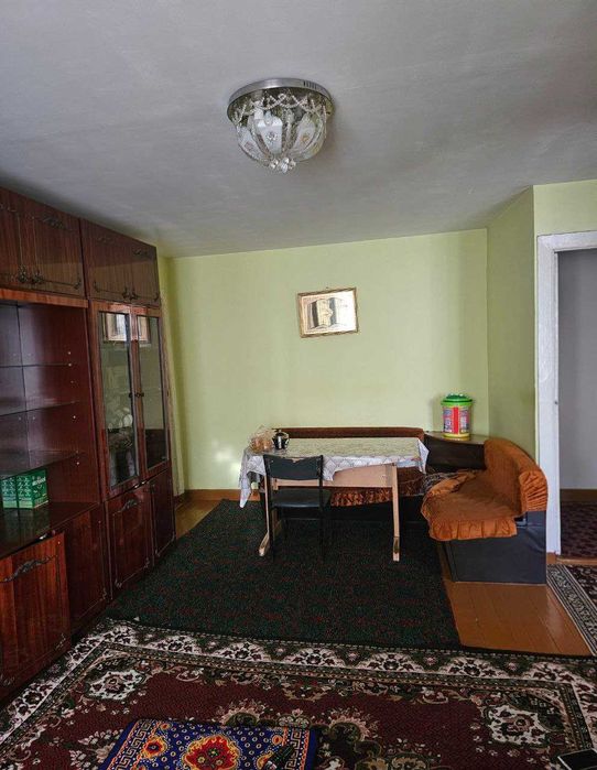 3х комнатная квартира в кирпичном доме, Военный городок