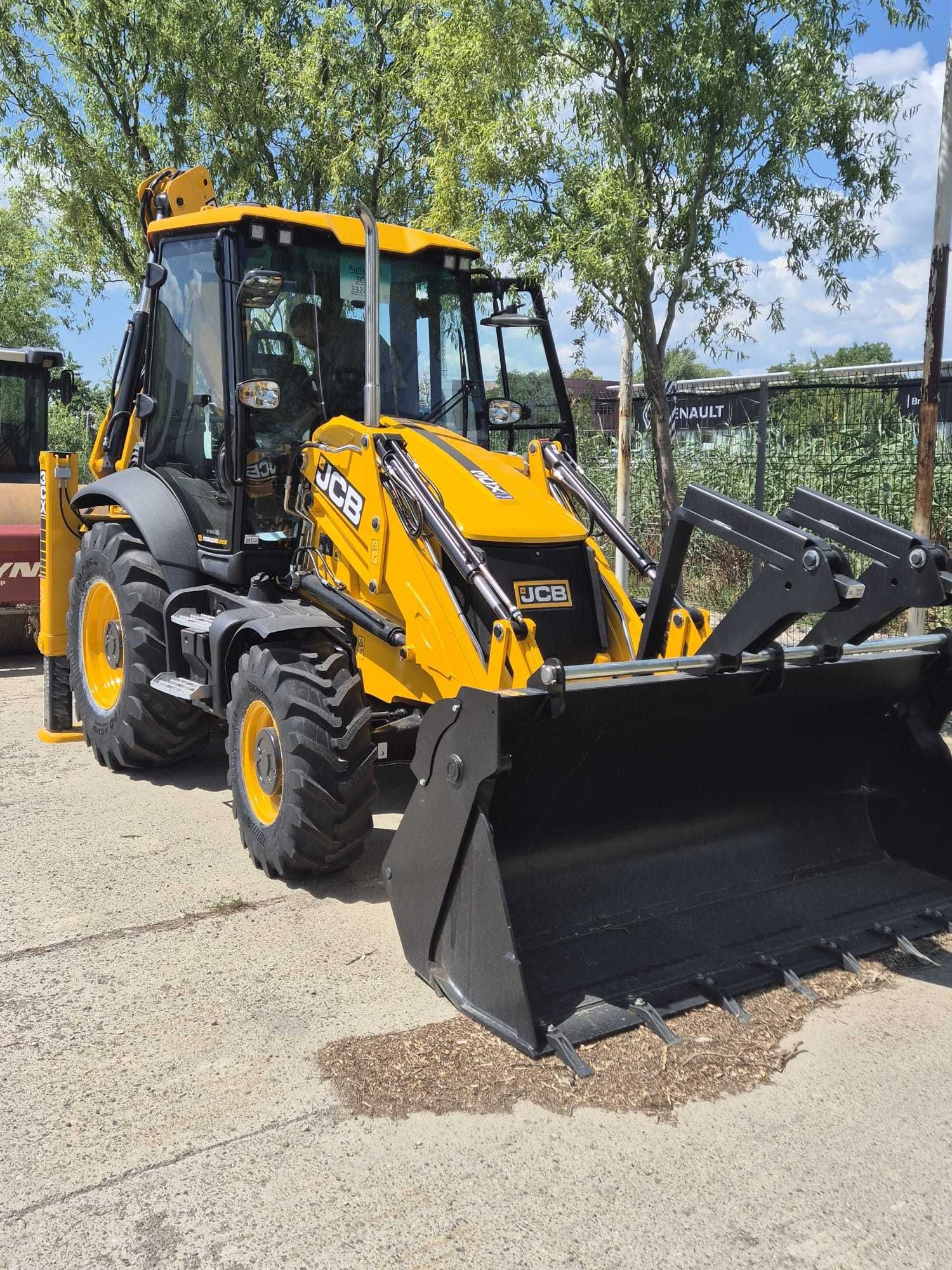 Inchiriez Excavator, Buldoexcavator si camion