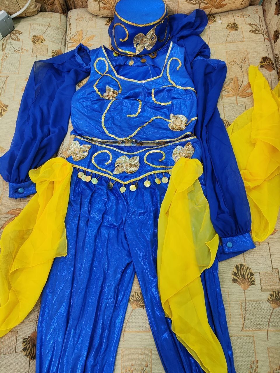 Таджикский костюм женский